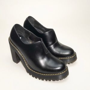 Dr. Marten Cordelia Black Shoe